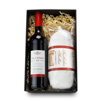 Set cadou "Vin roșu și cozonac''